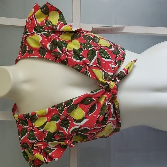 Floral Ruffle Bikini Top - Picture 2 of 10